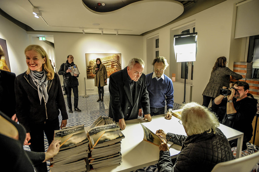 Christo bei Taschen